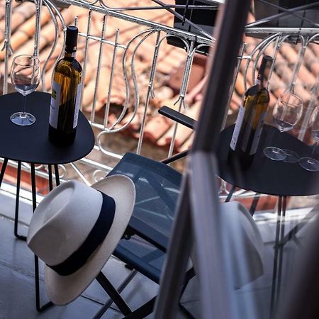 Arokaria Boutique Apartments Гідра Екстер'єр фото